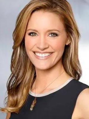 КаДи Стрикленд
KaDee Strickland